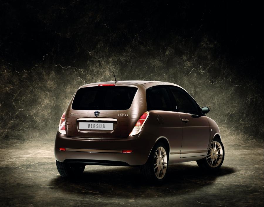  Lancia Ypsilon 2007 года  (фото 3 из 49)
